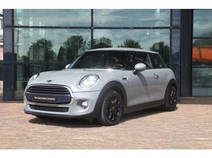 MINI Cooper 1.5 Cooper Pepper Serious Business (bj 2017)