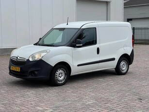 Opel Combo van (bj 2015)