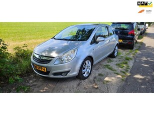 Opel Corsa 1.4-16V Cosmo panorama dak digitale airco