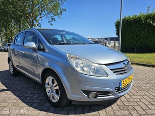 Opel Corsa 1.4-16V Enjoy Automaat Lees Advertentie!