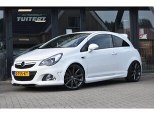 Opel Corsa 1.6-16V Turbo OPC Nürburgring Edition