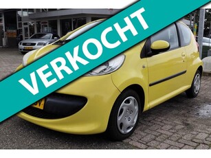 Peugeot 107 1.0-12V XS met nieuwe APK!