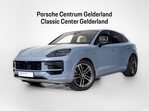 Porsche Cayenne Turbo E-Hybrid Coupé (bj 2024, automaat)