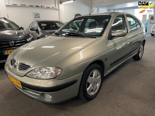 Renault Mégane 1.6-16V Expression Airco