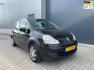 Renault Modus 1.2i 16V Night & Day AIRCO APK 2011