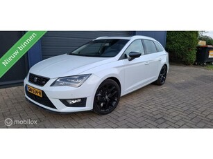 Seat Leon ST 1.4 EcoTSI FR,led,pano,trekhaak