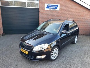 Skoda Fabia Combi 1.2 TSI Scout 2011 - Stoelverwarming, Navi