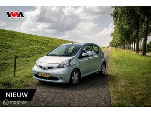 Toyota Aygo 1.0-12V Sport VERKOCHT !