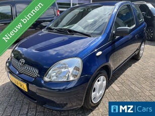 Toyota Yaris 1.0 VVT-i Idols