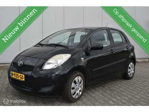 Toyota Yaris 1.0 VVTi Acces