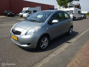 Toyota Yaris 1.0 VVTi Sol MMT Airco!! Etc!!