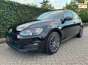 Volkswagen GOLF 1.2 TSI CUP EditionPanoLEDCruisePDC