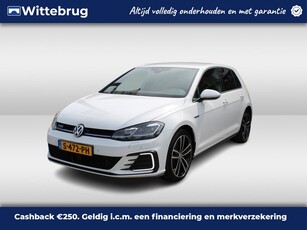 Volkswagen Golf 1.4 eHybrid GTE NAVIGATIE / LED / LM 18