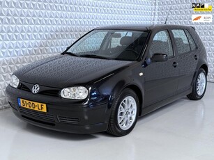 Volkswagen Golf 2.3 V5 Highline Automaat 125.000km (1999)