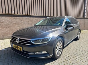 Volkswagen Passat Variant 1.6 TDI Highline Pano