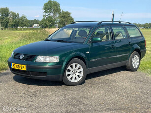 Volkswagen Passat Variant 2.3 V5 Comfortline