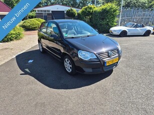 Volkswagen Polo 1.4-16V Turijn GERESERVEERD!!!!!!!!!!!!!!