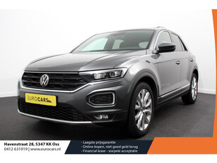 Volkswagen T-Roc 1.5 TSI 150 pk DSG Sport Team | Navigatie | Apple Carplay/Android Auto | Adaptive Cruise Control | Parkeersensoren | Camera | Stuur- en stoelverwarming | Elektrische achterklep | Privacy Glass | Keyless Entry/Start