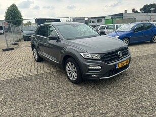 Volkswagen T-Roc 1.5 TSI Sport Business R