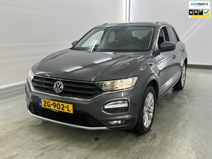 Volkswagen T-Roc 1.5 TSI Style Climate Navi Cruise