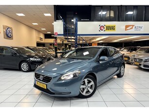 Volvo V40 1.6 T3 Kinetic Bovag Garantie (bj 2012)