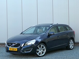 Volvo V60 2.0T Summum Schuifdak / Leer / Xenon / Trekhaak