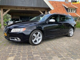 Volvo V70 2.0T R-Edition nieuwstaat!