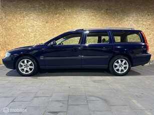 Volvo V70 2.4 170pk Aut. Edition 2 - Schuifdak - leder -