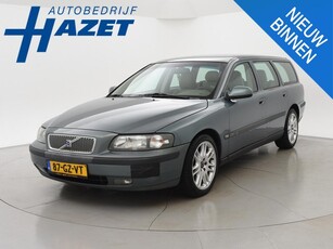 Volvo V70 2.4 AUTOMAAT STORING + TREKHAAK - APK 04-2025