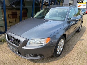 Volvo V70 3.2 Summum Automaat NAVI / LEER / XENON /