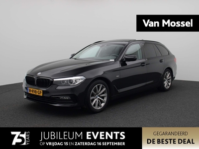 BMW 5-SERIE Touring 520i High Executive AUTOMAAT | PANORAMDAK | LEDEREN BEKLEDING | NAVIGATIE | MEMORY SEATS | STOELKOELING | STOELVERWARMING | STUURVERWARMING | CLIMATE CONTROL | PARKEERSENSOREN VOOR + ACHTER | ELEKTRISCHE BEDIENBARE ACHTERKLEP |