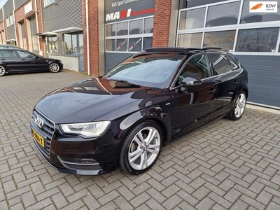 Audi A3 Sportback 1.4 TFSI S Line LED Panoramadak Cruise PDC