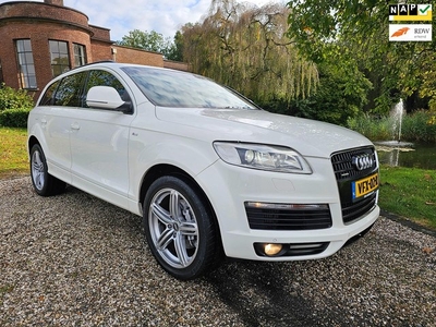 Audi AUDI Q7 3.0 tdi (btw-vrij) XENON/20 inch/TREKHAAK/navi