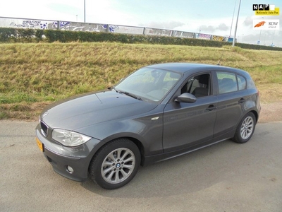 BMW 1-serie Bmw 116i benzine 5 deurs airco lmv Let op motor