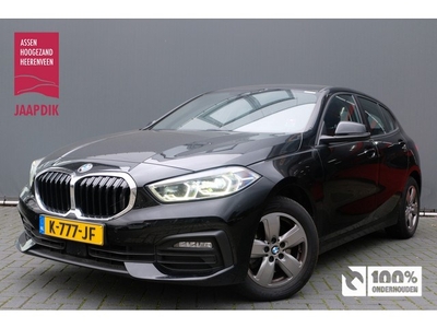 BMW 1-serie BWJ 2021 118i 192 PK High Executive Edition