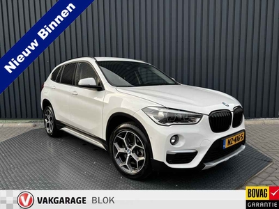 BMW X1 sDrive20i High Executive | Trekhaak | Headup | Leder | Camera |