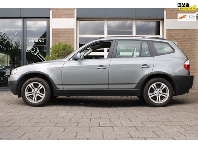 BMW X3 2.0i Executive MOTOR ROOKT / RIJDT GOED