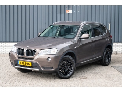 BMW X3 SDrive18d Executive*Trekhaak*Navigatie*