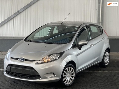 Ford Fiesta 1.25 5DR Zilvergrijs 60kw Airco Nw APK+Beurt