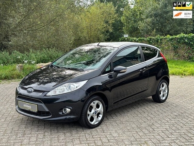 Ford Fiesta 1.6 Sport 120PK! *Clima/PDC/ NWE APK*