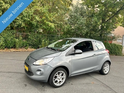 Ford Ka 1.2 Trend NETTE AUTO RIJD EN SCHAKELT GOED