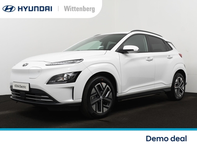 HYUNDAI KONA Electric Fashion 39 kWh | € 2.000,- subsidie mogelijk! | 3-Fasen | Warmtepomp | Bluelink app | Navigatie | Camera | Adaptive cruise |