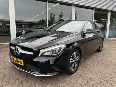 Mercedes-Benz CLA-Klasse 180 Ambition Automaat, LED