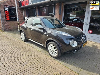 Nissan Juke 1.6 Acenta Volleder interieur !