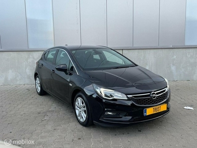 Opel Astra 1.6 CDTI NAP/PDC/NAVI/LED