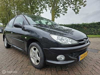 Peugeot 206 1.4 Air-line 3