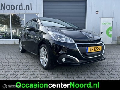 Peugeot 208 1.2 PureTech Signature Navi 5 deurs PDC