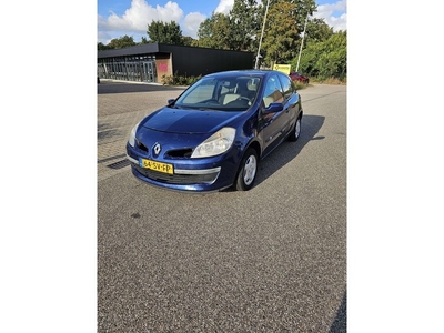 Renault Clio 1.2-16V TEAM SPIRIT AIRCO