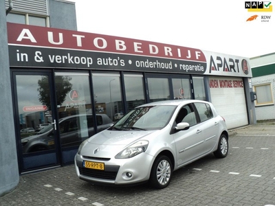 Renault Clio 1.2 Collection 5drs zeer nette auto bj2011