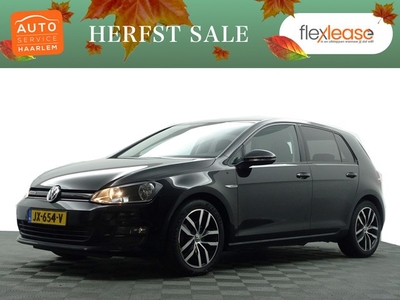 Volkswagen Golf 1.0 TSI Highline+ Aut- Camera, Navi